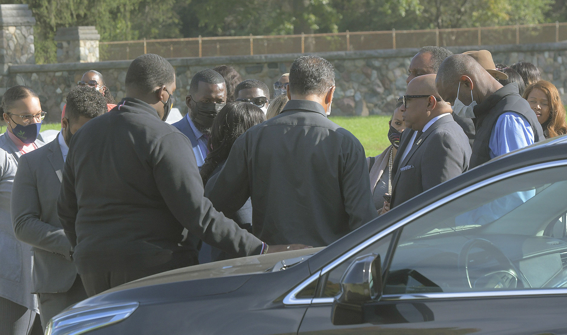 102021-blm-loc-8daygraveside